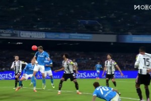 霍伊伦头球破门梅开二度！麦肯尼乌龙助攻！那不勒斯2-1尤文！